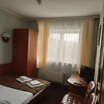 Belchatow W Szklarskiej Porebie Bed & Breakfast *